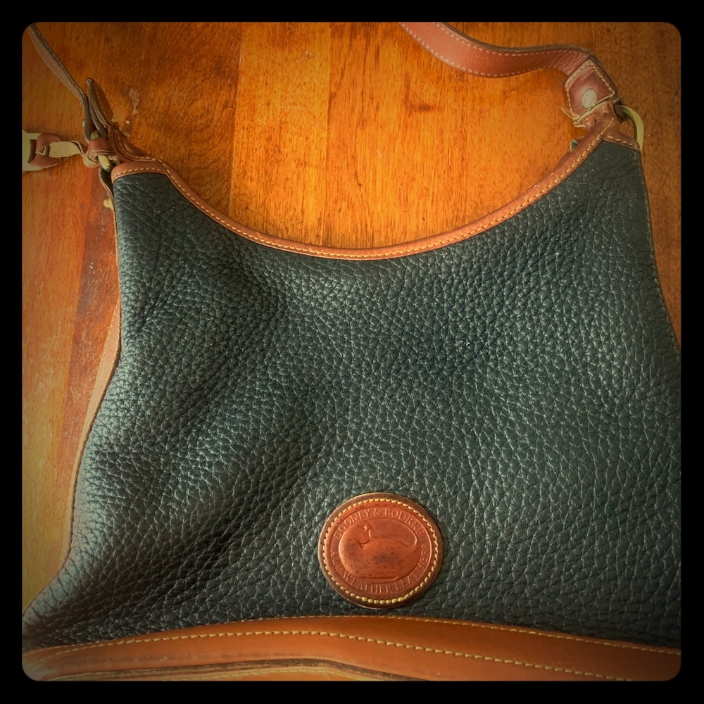 Dooney & Bourke pebble grain hobo bag